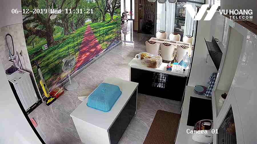 Lắp đặt camera HIKVISION HD1080P có tích hợp Mic trong nhà