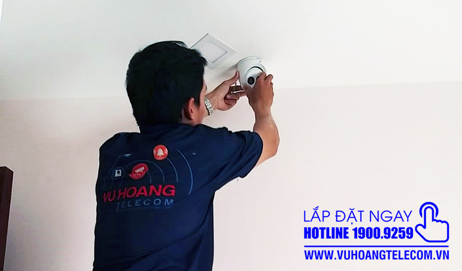 Đội ngũ kỹ thuật NamVietIT lắp đặt chuyên nghiệp, đúng tiến độ bàn giao