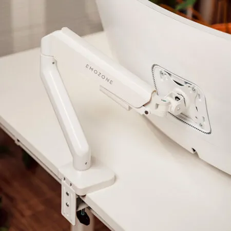 Gia Do Man Hinh Emozone Prime Arm P50 14 40 Inch 04