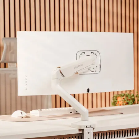 Gia Do Man Hinh Emozone Prime Arm P50 14 40 Inch 05