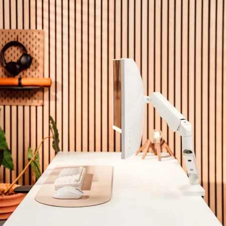 Gia Do Man Hinh Emozone Prime Arm P50 14 40 Inch 06