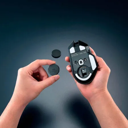 Lot Chuot Razer Hyperflux V2 Wireless Charging Rz81 04930100 B3m1 02