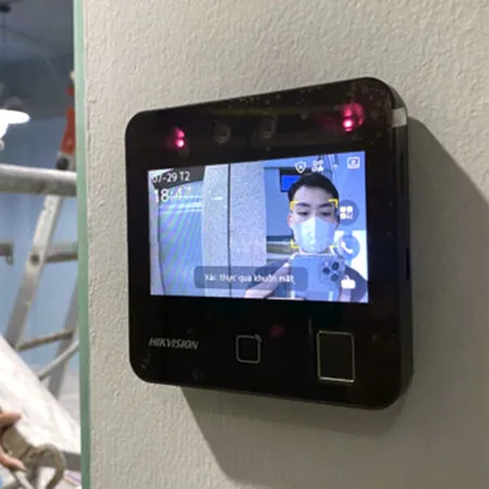 may-cham-cong-khuon-mat-hikvision-sh-k1t9343mfwx-2.jpg